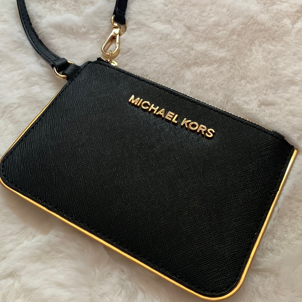 Michael Kors wristlet
